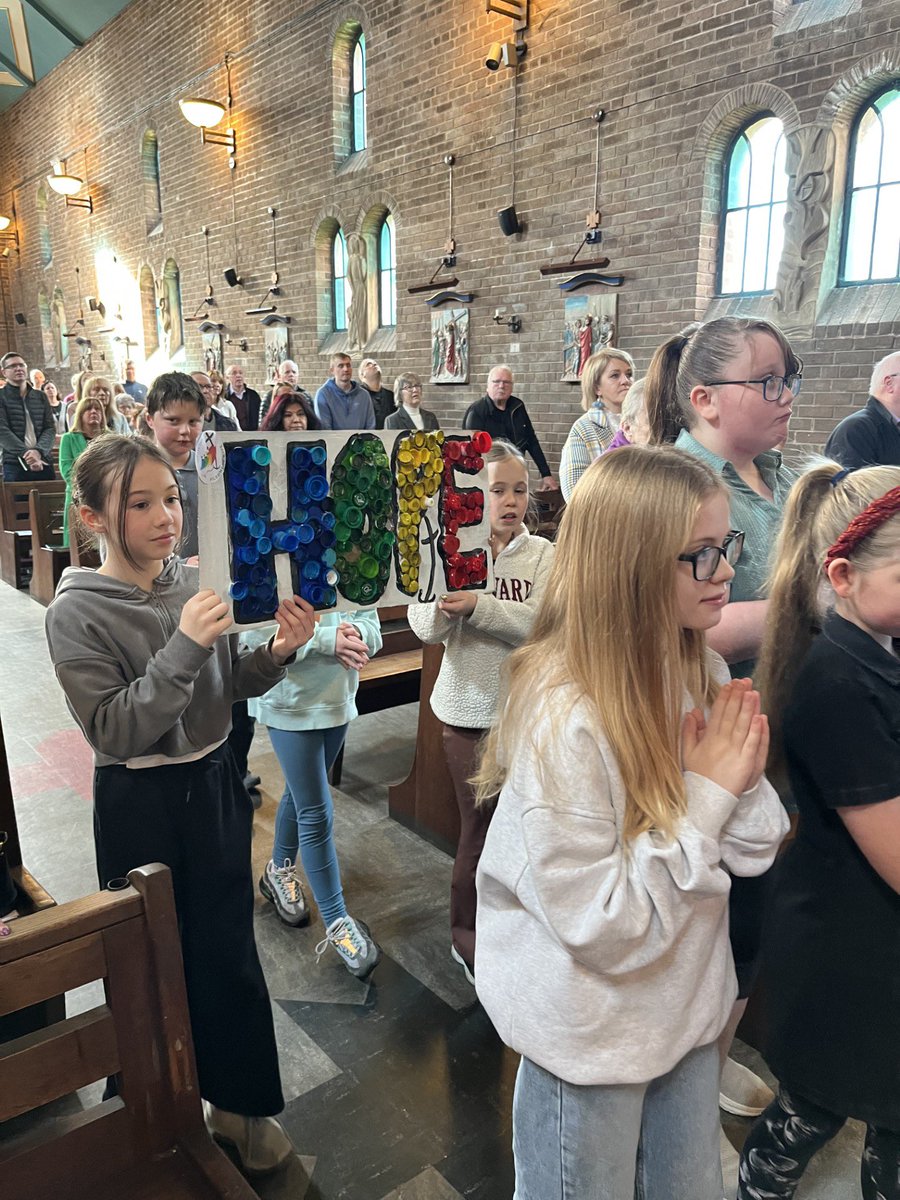 St Teresa UpHolland tweet media