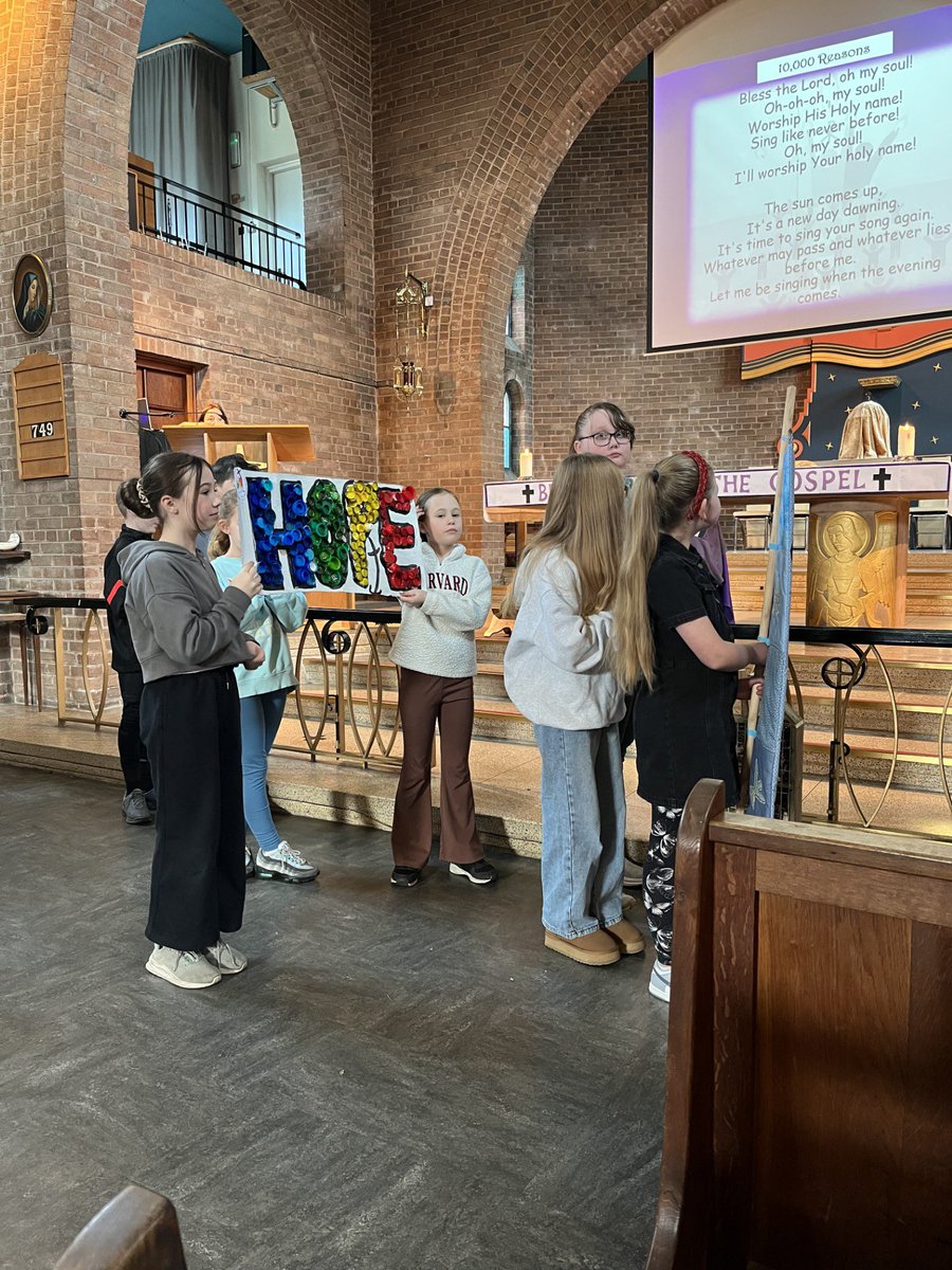 St Teresa UpHolland tweet media