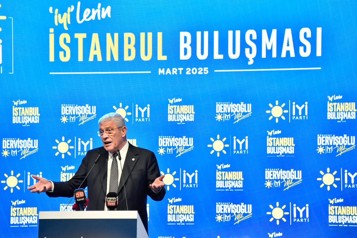 MDervisogluTR's tweet photo. Bu akşam iftarda İstanbul'daydık.

Bu güzel programda emeği geçen başta İl Başkanımız Sayın Yücel Coşkun olmak üzere sofralarını bizimle paylaşan İstanbul teşkilatımızın bütün mensuplarına teşekkür ediyorum. https://t.co/4gYFu49XiR