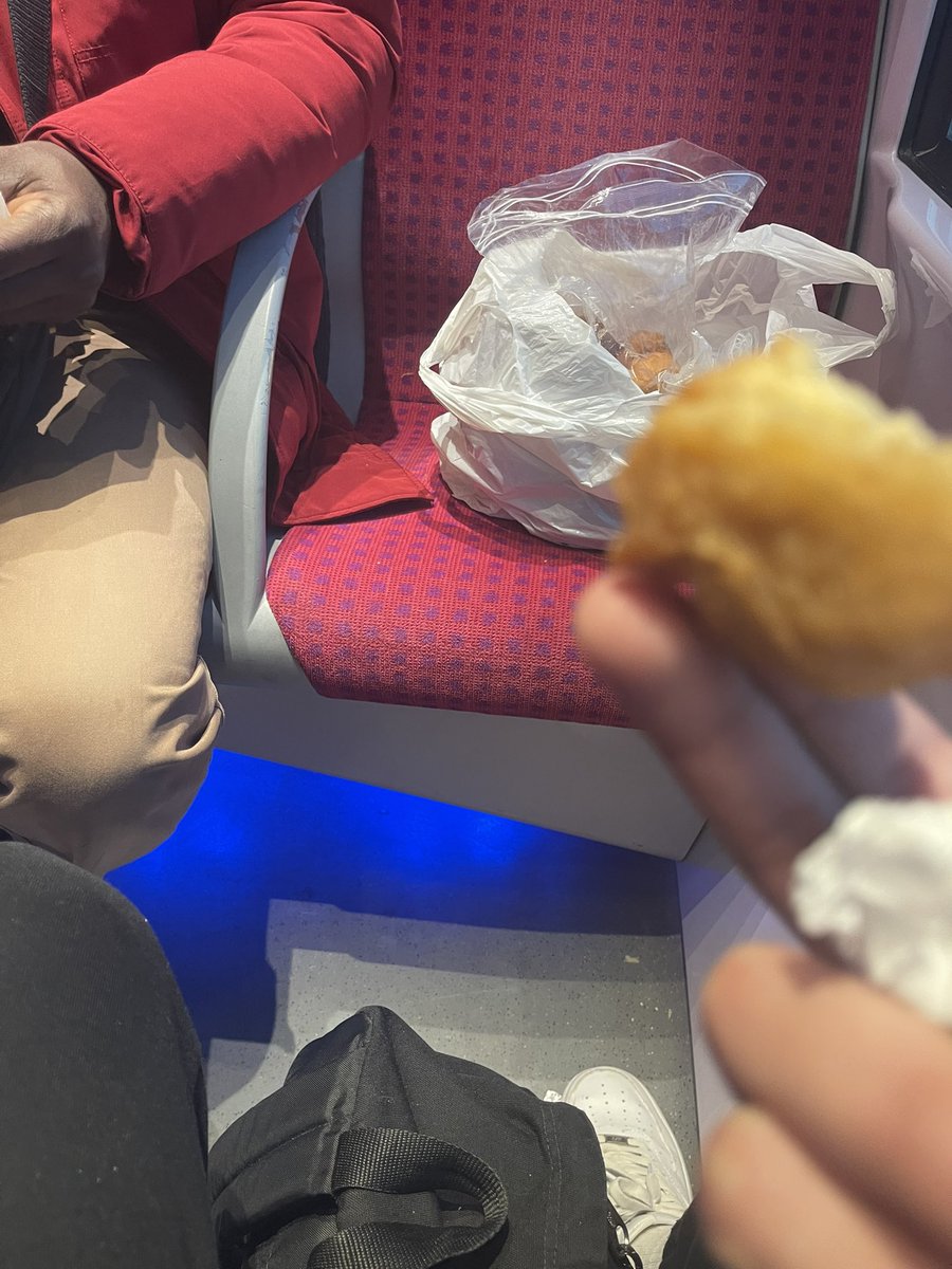 𝑺𝒂𝒓𝒓𝒂𝒔𝒊𝒏 𝑵𝑴𝑲 🧉 tweet media
