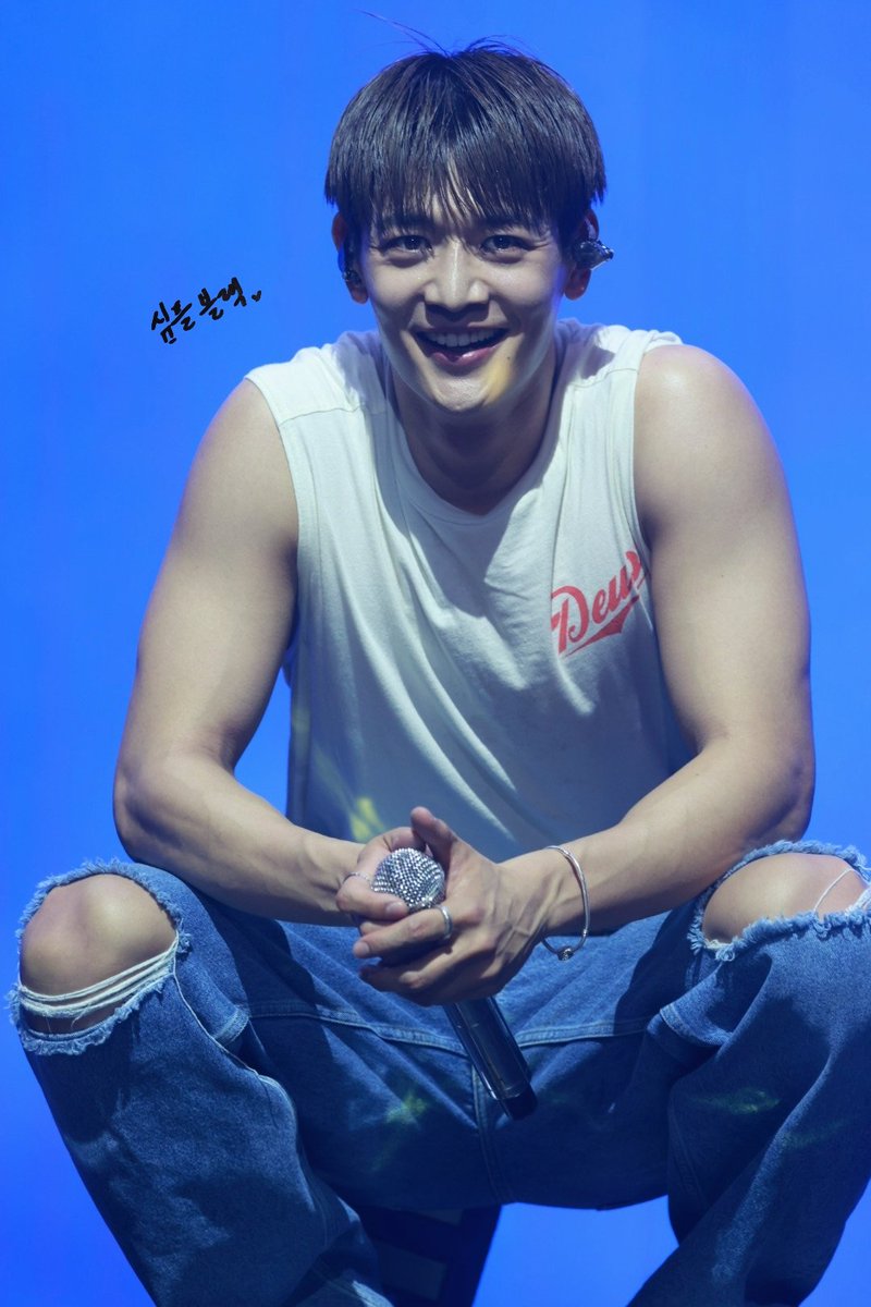 simpleblack1209's tweet photo. 250316 민호 MEAN of my first 마리나 preview (11)

너의 웃음을 볼때마다 내가 행복해❤️

#민호 #샤이니 #MINHO #SHINee #ミンホ https://t.co/NmuEYRFgP2