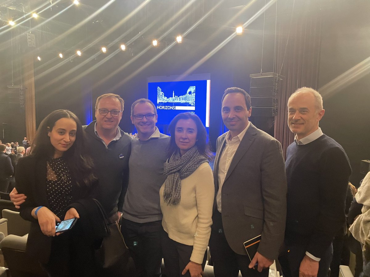 Emmanuel_CANTO_'s tweet image. Congrès qui donne du peps face au « désenchantement démocratique » ! @EPhilippe_LH nous a invité à constituer « une grande armée civile pour transformer la france ». Merci à mes collègues du CM de #Puteaux notamment @BSirsalane Présidente @Femmes_Dem