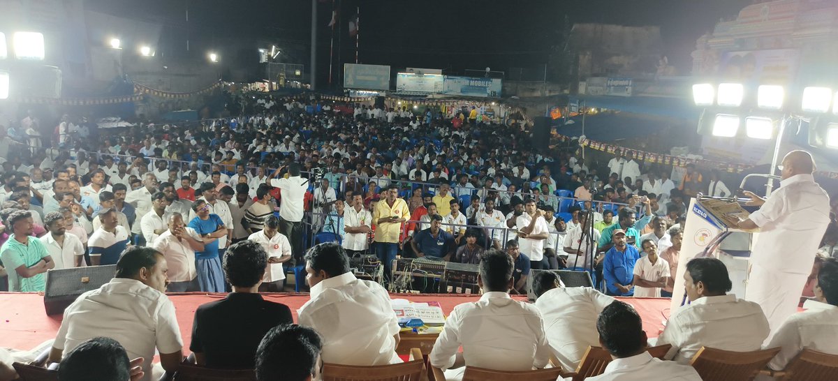 PPalaniappanDMK's tweet image. தருமபுரி மேற்கு மாவட்ட
@dmk_youthwing
சார்பில் இந்தீத் திணிப்பு நிதிப்பகிர்வில் பாரபட்சம்
தொகுதி மறுசீரமைப்பில் அநீதி இழைக்கும் ஒன்றிய அரசைக் கண்டித்து பாப்பிரெட்டிப்பட்டி தொகுதி கடத்தூர் பஸ் நிலையம் எதிரில் பொதுக்கூட்டம் இன்று நடைபெற்றது 
@mkstalin @Udhaystalin @MRKPanneer