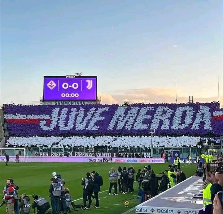 ultras1899_'s tweet photo. Fiorentina - Juventus #CurvaFiesole #Fiorentina #ultras #FiorentinaJuventus (16.03.25) https://t.co/AmhVu9dYKH