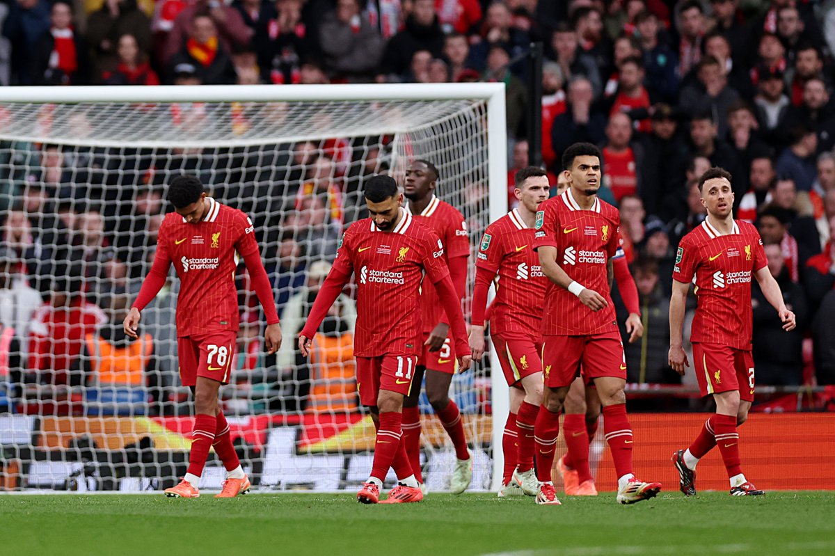 TheRedmenTV's tweet photo. FT 🔴 1-2 ⚫️⚪️

Dreadful. Didn't turn up at all. Lost every battle. Didn't match the intensity of Newcastle, not even close to it. Finally stirred into life late on with Elliott a huge influence and a late late Chiesa goal!

Thoughts? #LFC https://t.co/m0dnZc1pK9