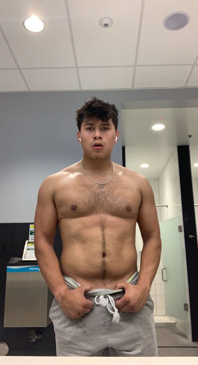 igoteeemm's tweet photo. DM FOR EXCLUSIVE CONTENT 🍆😈 #hyrum #tiktok https://t.co/GesL0Vi4XB