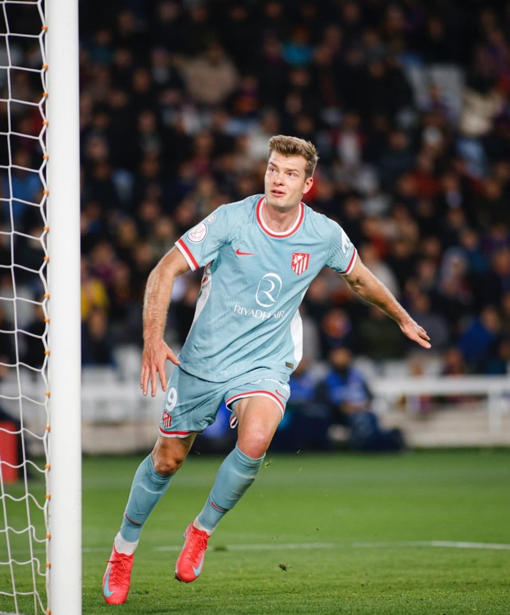 🚨💣ÚLTIMA HORA: Alexander Sørloth apunta al 11 titular ante el Barça.

<a href="/diarioas/">Diario AS</a>