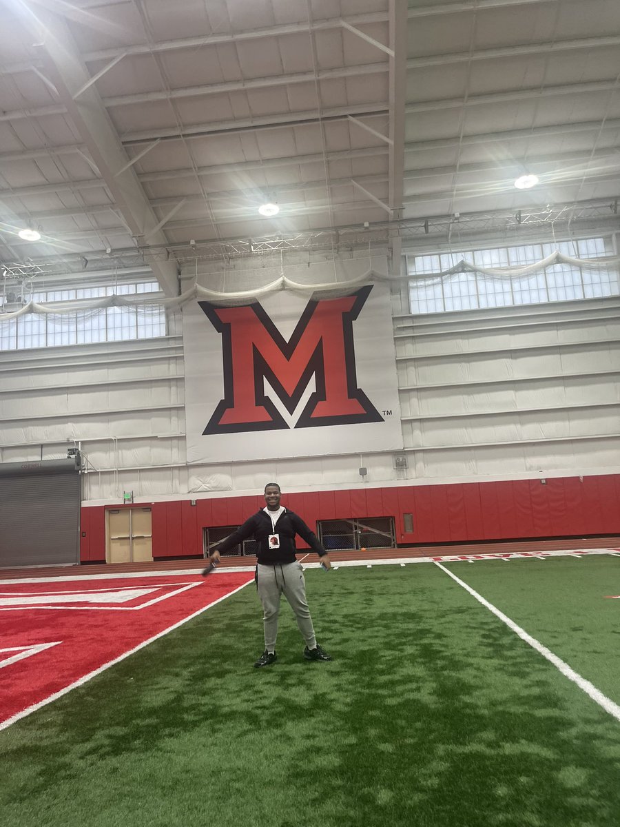 I had a blast at the Miami Ohio University I love every sec of the program thank you for the amazing  experience and opportunity <a href="/Coachjpatton/">James Patton</a> <a href="/Martin_Miami_HC/">Chuck Martin</a> <a href="/IndianaPreps/">Indiana Preps</a>