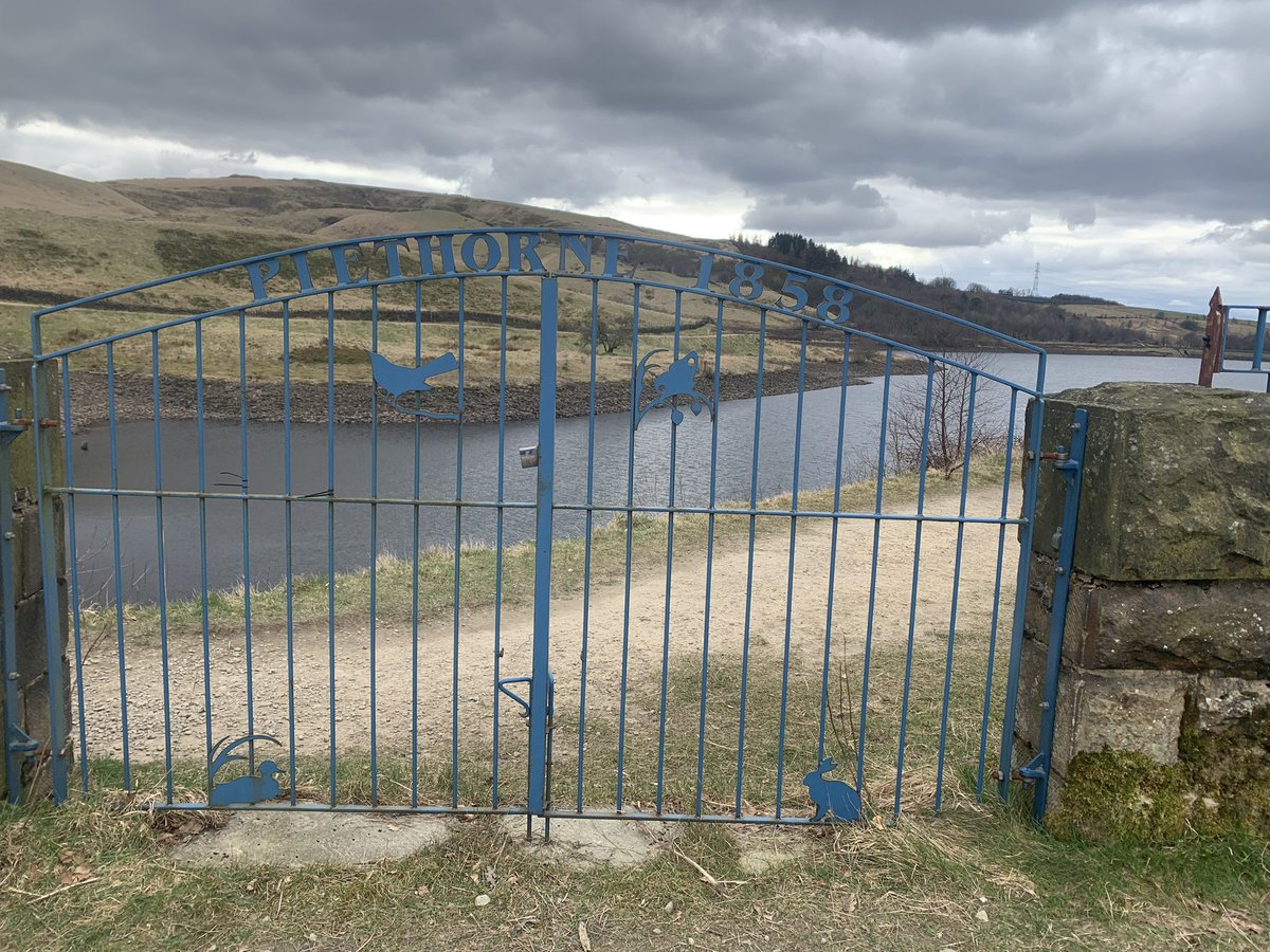 CloranKay's tweet photo. Hollingworth lake to Piethorne valley reservoir circular - 8 miles today https://t.co/nY7NWgc718