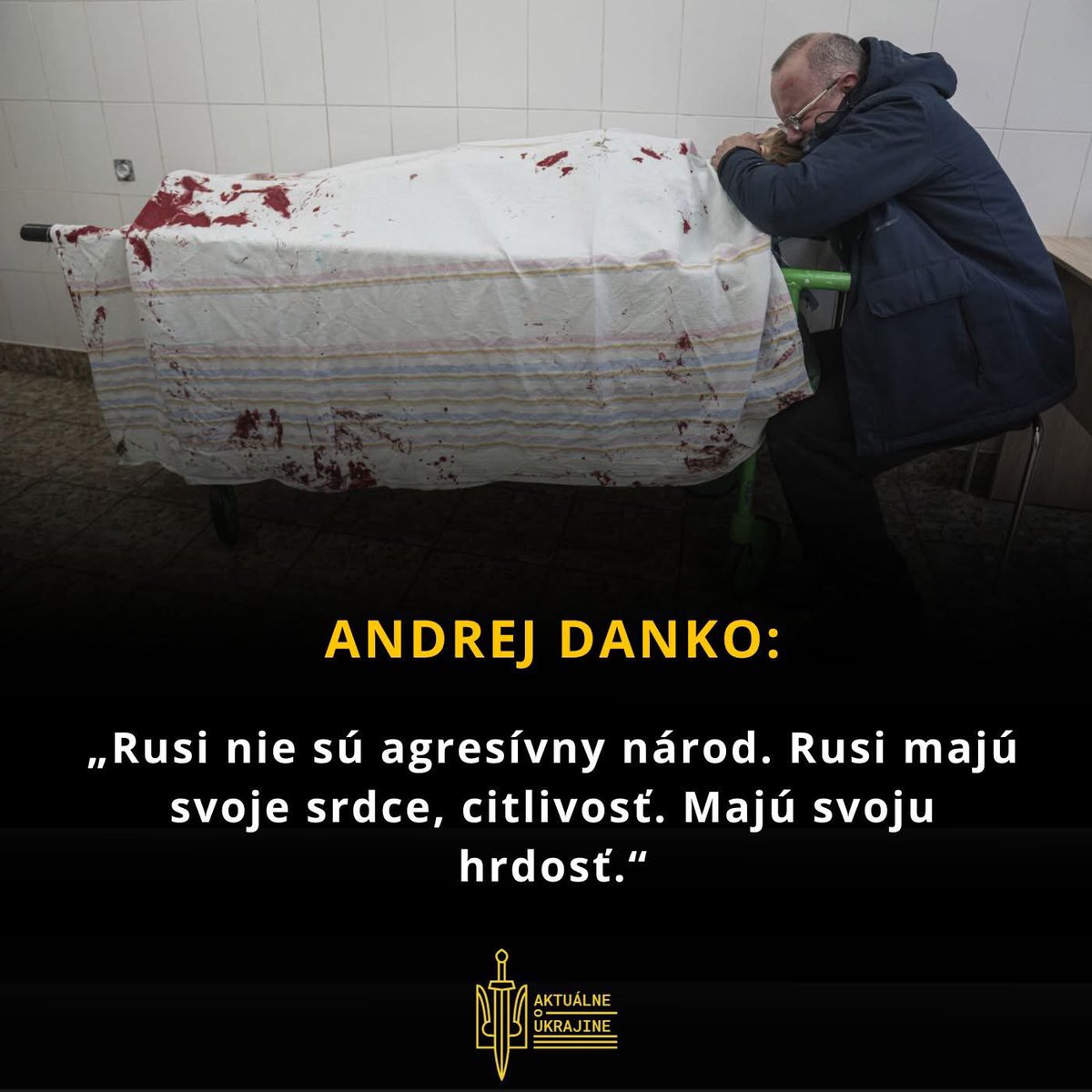 oukrajine's tweet photo. To, čo dnes v diskusnej relácii O 5 minút 12 predviedol Andrej Danko, je čistý hyenizmus a totálny výsmech všetkým obetiam ruskej agresie a pozostalým.

Myslíte, žeby svoje slová o citlivých Rusoch zopakoval do očí otca, ktorý na fotografii plače nad stratou svojho syna v Mariupole? Alebo do očí ďalších státisícov možno miliónov ľudí, ktorým ruskí vrahovia bezdôvodne a navždy vzali ich blízkych?

Samozrejme, že nie, pretože tento človek dokáže iba jediné, prerážať ďalšie a ďalšie morálne dno. 

Sláva Ukrajine! Hrdinom sláva!💛💙

📸Evhenyi Maloletka/AP