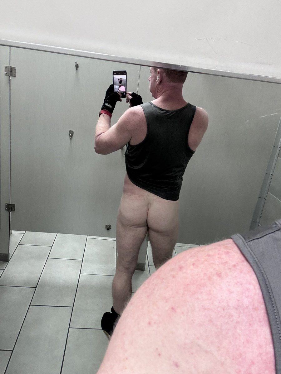 Having to take 5 weeks off upper body training has paid off lol