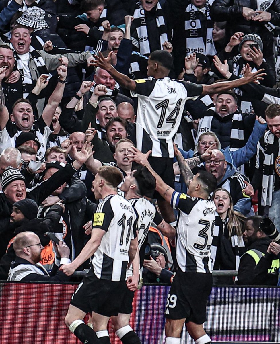 Football Pictures That Go Hard (@hardfootypix) on Twitter photo 