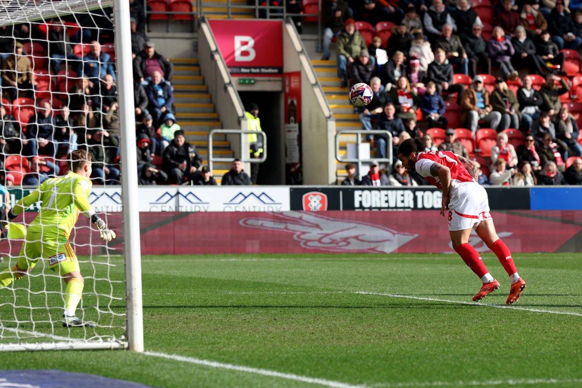 paulm_davis's tweet photo. A fast exit, an apology and the mystery of the 'allocated marker' ... the story of #rufc 1 Exeter City 1.
https://t.co/ZeJiQU6hp5 https://t.co/2SJcCkc5LB