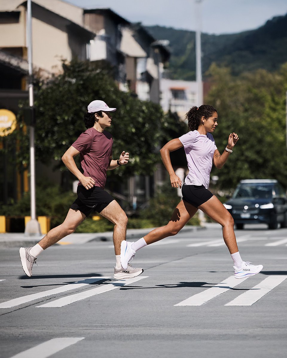 Her adımda sınırları zorlamaya hazır ol. HOKA şimdi Boyner’de! 

#Boyner #HotStuff #HOKA #RunningCulture #ActiveStyle #PerformanceWear

bit.ly/4iTOEJH