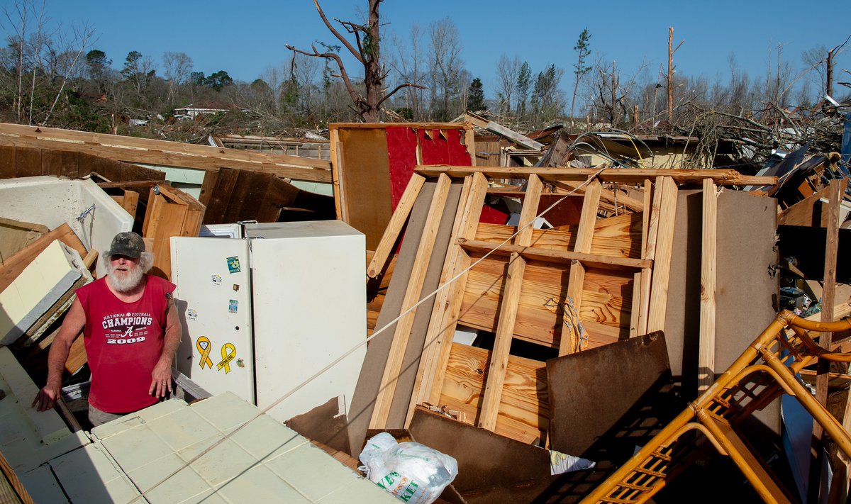 mickeywelsh's tweet photo. A look at Storm damage in Alabama from Saturday nights fatal storm outbreak  @MGMAdvertiser #alwx #Tornado 

Photo gallery here:
https://t.co/61NO00Tsux https://t.co/6ERyX9S8JQ