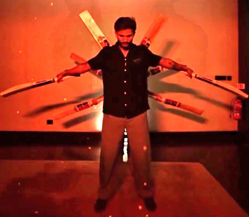 HariSaaho19's tweet photo. Kateramma Raledu Kaani.. Baduluga Kodukuni Pampinchindi 🔥🔥
PRABHAS - NITISH 
వాడు ఊపిరి ఆగే దాకా వీడు ఆగడు...
@SunRisers 🔥
#OrangeArmy #SRH #IPL2025 https://t.co/BkadjvaIJA