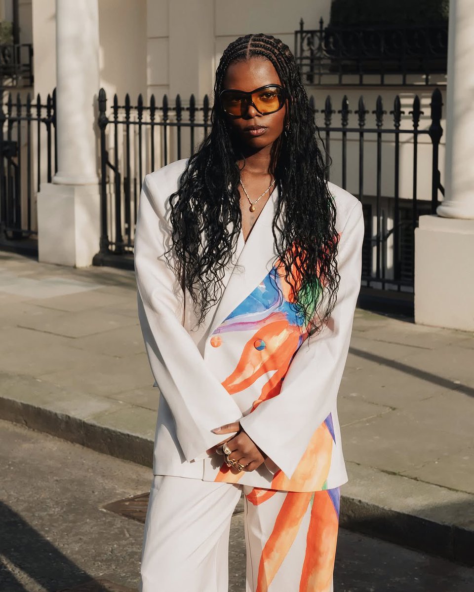 naleapparel's tweet photo. The beautiful Oyinkan Dada in our fave BOP Suit 🧡💜💚❤️ https://t.co/t58lIcNFeW