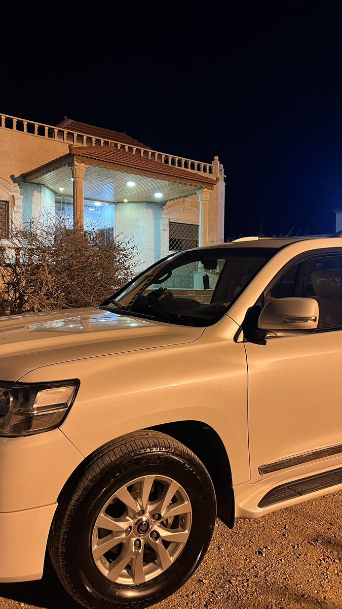 _2uog's tweet photo. أحبّ حدودي .. الأشياء التي لا أحد يعرفها عني خصوصيتي مع نفسي وعدم وصول أي شخص لها مهما ظن أنه وصل . https://t.co/jvVUdn1HXX