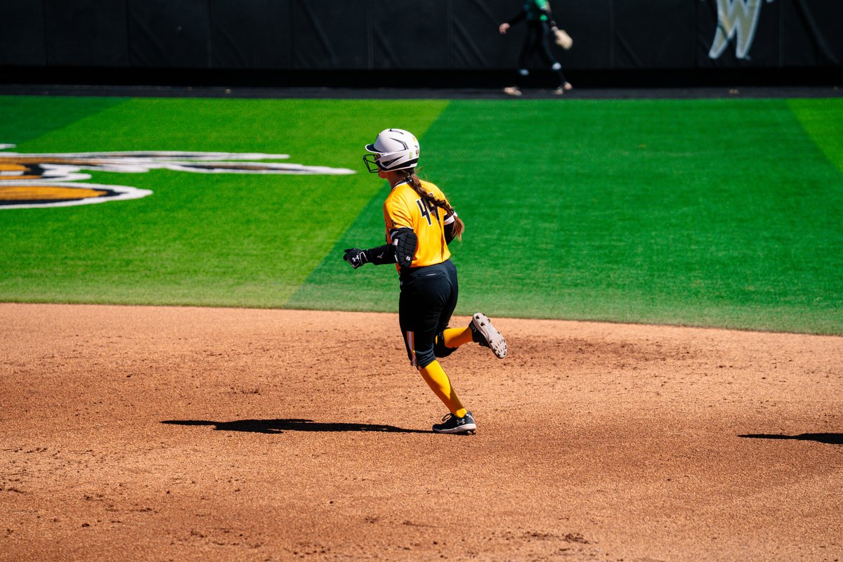 GoShockersSB's tweet photo. CAM BAM 💥 https://t.co/vPgdrc88mu