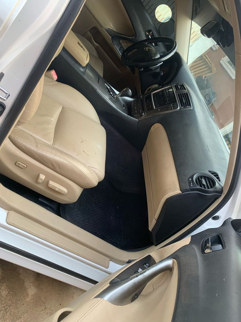 jide_concepts's tweet photo. Few Months Used!!! 
Lexus IS250
Available as seen.. just Buy and Drive 💯✅✅

DM for the Price: https://t.co/I1hgQ5ZsyM
.
.
.
#autocar #neatlexus #lexus330 #lexusfamily https://t.co/1xW4VMaEGu