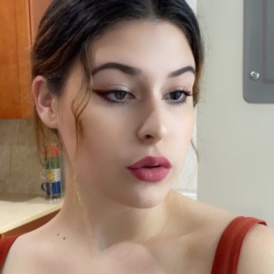 _SierraJane_'s tweet photo. #NewProfilePic https://t.co/b72arkOZwT