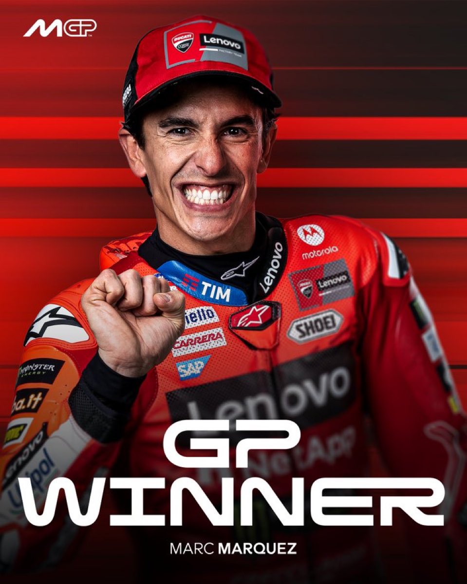 ComizioSports's tweet photo. 🏍️ MotoGP| ¡El Maestro de Termas!

👉Marc Marquez vuelve a ganar por segunda vez consecutiva e iguala el récord de victorias al grandísimo Ángel Nieto.

👉Alex Marquez volvió a quedar segundo tras una lucha titánica com su hermano. Morbidelli, tercero.

#MotoGP #ArgentinaGP https://t.co/2x1ANxSxtx