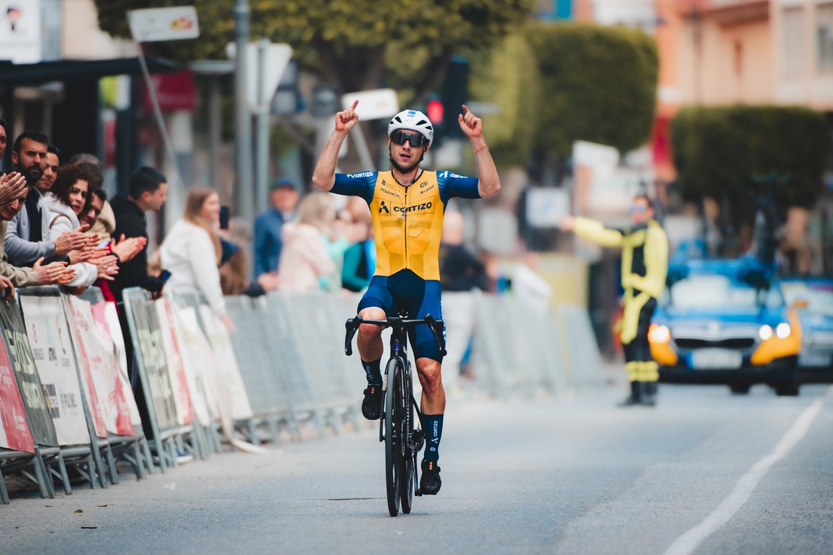 🔙🚴‍♂️#aZerranetaIsBack

🥇Bilyi gaña o <a href="/TrofeoGuerrita/">Trofeo Guerrita</a> puntuable para a #CopaDeEspaña 🚴‍♂️🇪🇸

💪🏻Volveu a forza do colectivo
👨‍🎓Volveu o talento indvidual
📝Volveu a libreta de quen nos guía
🏆Volveu o triunfo como suma de todos
📝A crónica, xa na web👇

equipocortizo.com/maksym-bilyi-g…