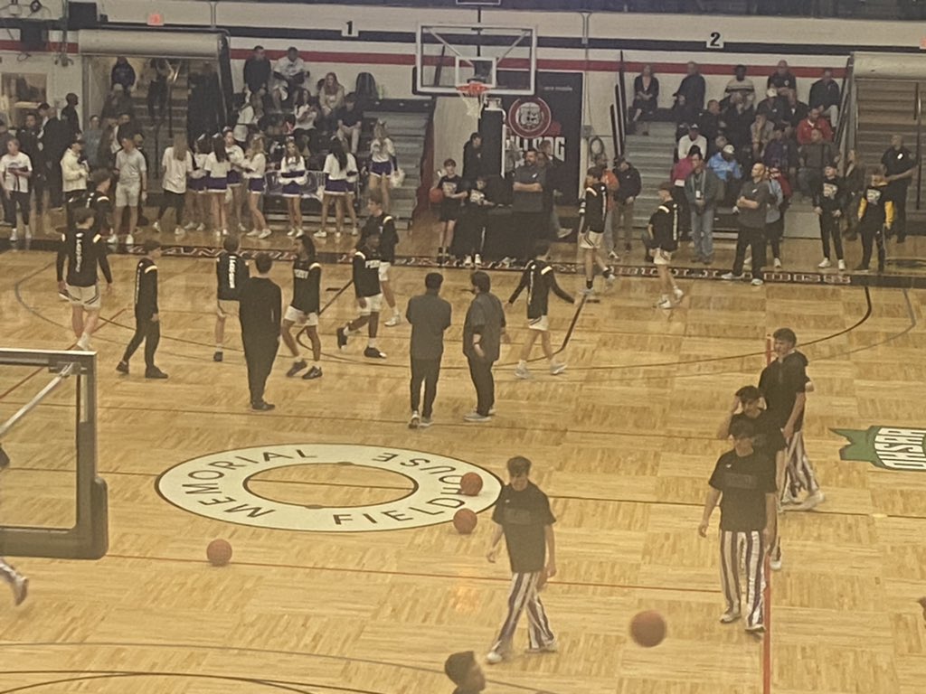 Game 2 from a packed Canton Memorial Fieldhouse is a D2 State Semifinal between <a href="/NOROHoops/">NR Boys Basketball</a> and the Cinderella <a href="/PerryAthletics/">Perry Athletics</a> 

<a href="/MayorNEOPrep/">Mayor of HS Sports</a> <a href="/neosportsnerd/">Mason Graham to the browns</a> <a href="/davey153/">Dave Spengler ®</a> <a href="/DaveSigler3/">Dave Sigler</a> <a href="/Allohiohoopsco1/">AllOhioHoops, LLC 🏀📝</a>