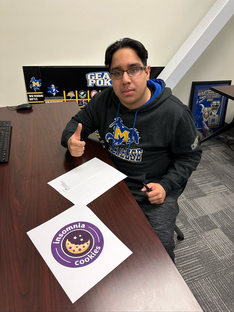 First ever student manager to sign an NIL deal:

McNeese State's Amir Khan 👏