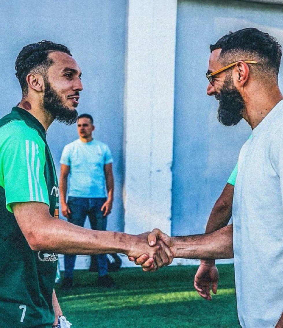 DZFOOTBALLDZ's tweet photo. 🟢🎙️Amine Gouiri : 

« Mon joueur préféré lorsque j’étais enfant ? Karim Benzema. » 

🎙️@DAZN_FR https://t.co/MPaxolFMQ8