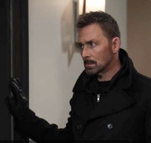 STEELK1969's tweet photo. Valentin looks so DIABOLICALLY HANDSOME while COURTING danger ‼️ 👿🤯🥂
Wait til Anna gets her hands on him after this‼️🔥🔥#Vanna #MetroCourt #GH #SoapOperaDigest https://t.co/aqO3sTNhVE