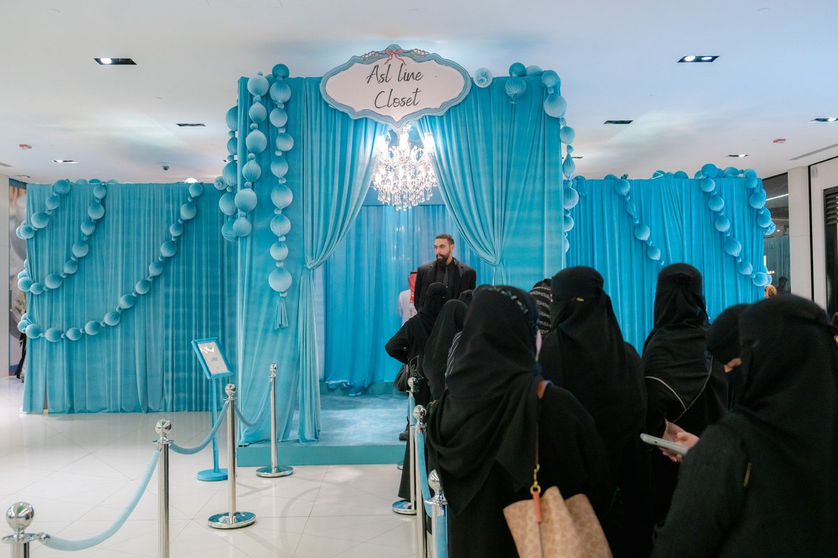 Al Faisaliah Mall | الفيصلية مول tweet media