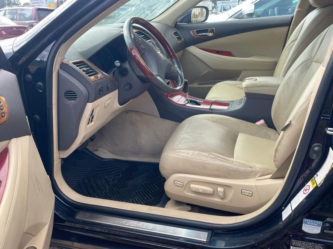jide_concepts's tweet photo. New Entry!!! 
Lexus Es350 (2010)
Available as seen.. just Buy and Drive 💯✅✅

DM for the Price: https://t.co/I1hgQ5ZsyM https://t.co/7aWjXZFswS