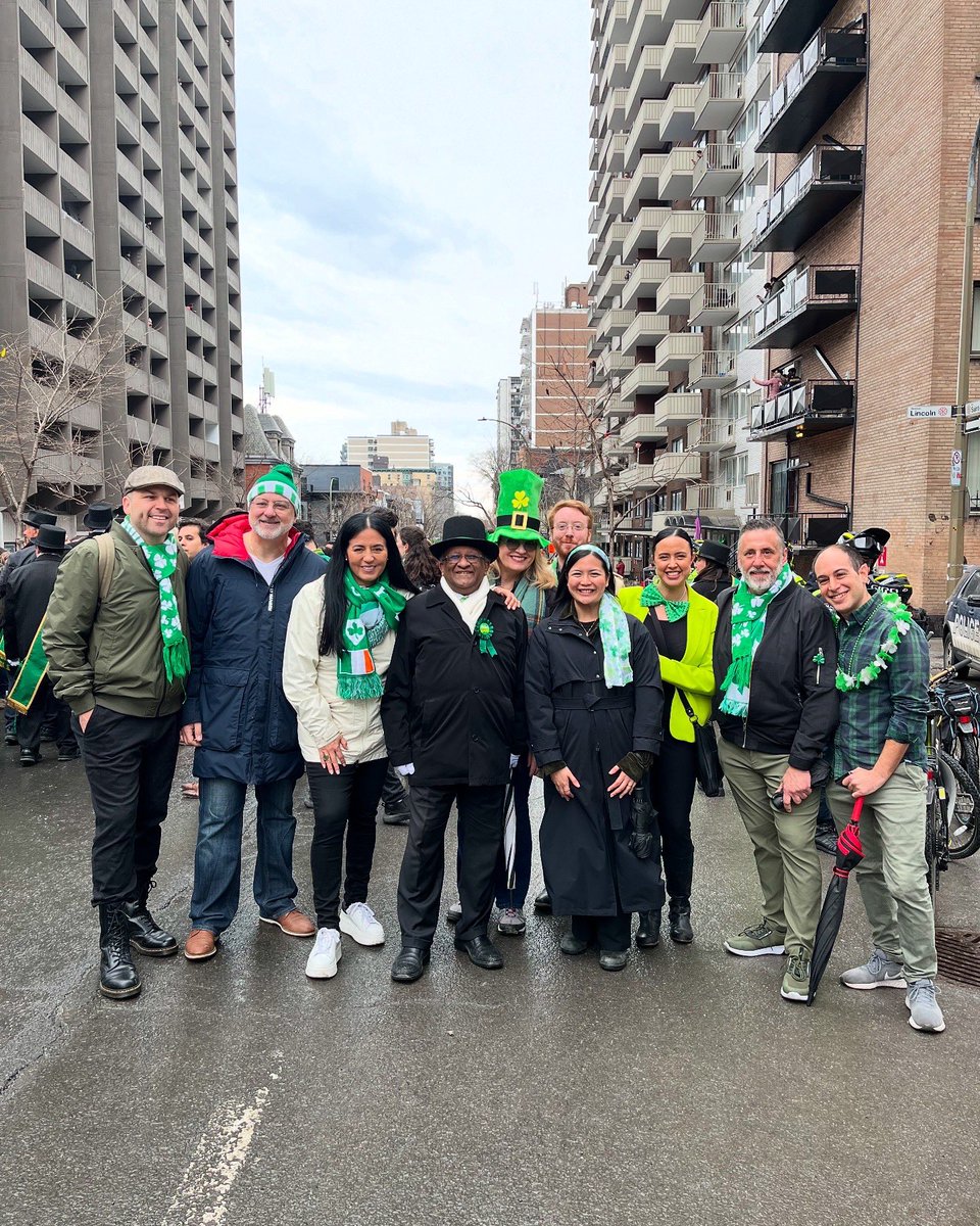 Quoi de mieux que la Saint-Patrick pour combattre la grisaille du printemps montréalais ? ☘️ Chers participant•es, c’était un immense bonheur de vous voir et de nous imprégner de votre énergie! Merci à la <a href="/uismtl/">UIS of Montreal</a> pour l’organisation de cet extraordinaire 200e défilé! #polmtl