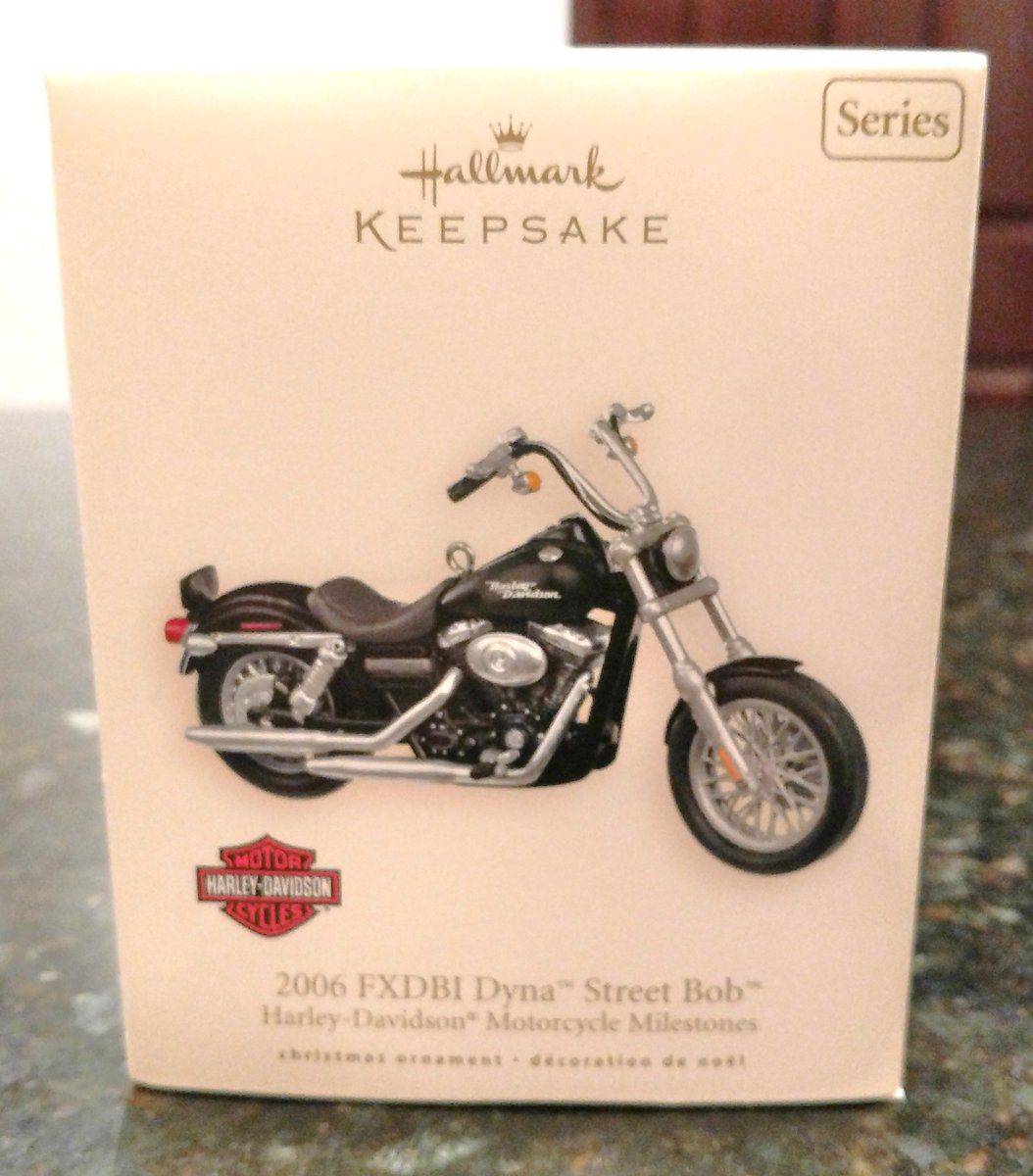 AngelaRienerth's tweet image. !!! 30% off all items, Vendor #629, at Blue Crow Antique Mall, Painter, Va.  @bluecrowantiques #oillamp #fingerloop #hallmark #ornament #harleydavidson #dynastreetbob #2007s #art #handmade #tree #scallop #barbie #purplelabel #shirt #vintage #antique #collector #collectible