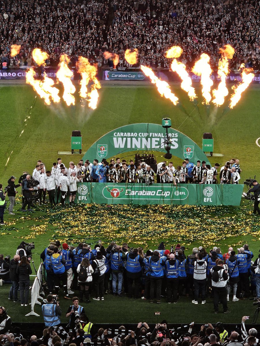 أبطال 🏆⚫️⚪️