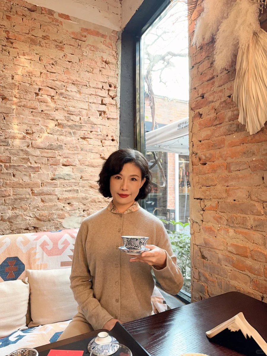 gotto1c's tweet photo. 品茶🍵 https://t.co/lUJiqaAr2k