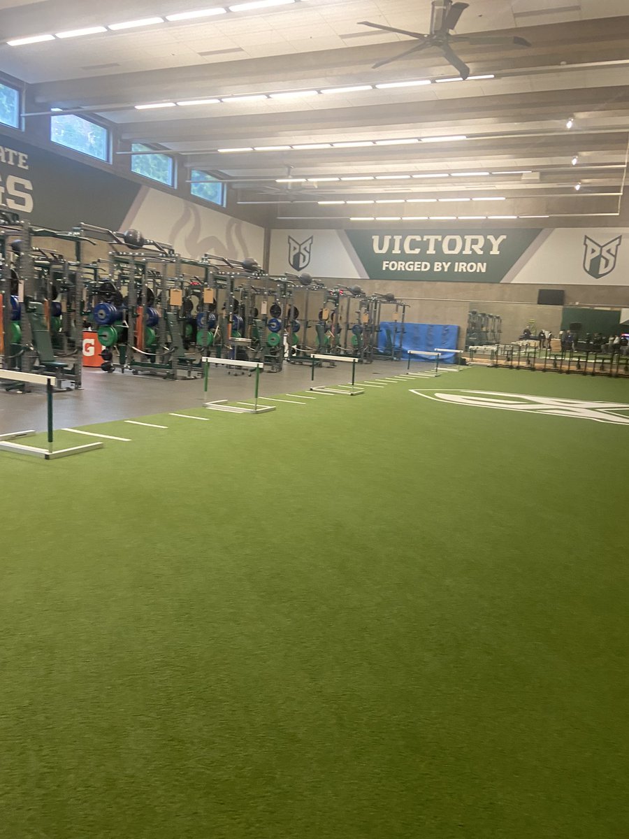 RJ Ward (@rjward425) on Twitter photo I just want to thank <a href="/Coach_MarkRhea/">Mark Rhea</a> and <a href="/JRMoala/">Coach JR Moala</a> for giving me the opportunity to visit both Oregon St. and Portland St. this past weekend
<a href="/TFordFSP/">Tracy Ford</a> <a href="/RFordFSP/">Reggie Ford</a> <a href="/JordanJ_/">Jordan Johnson</a> <a href="/PrepRedzoneWA/">Prep Redzone Washington</a> <a href="/BrandonHuffman/">Brandon Huffman</a> <a href="/BellevueFB/">Bellevue Wolverines Football Family</a> <a href="/browncaleb22/">Caleb Brown</a> <a href="/CoachPickOC/">Coach Ray Pickering</a> I just want to thank <a href="/Coach_MarkRhea/">Mark Rhea</a> and <a href="/JRMoala/">Coach JR Moala</a> for giving me the opportunity to visit both Oregon St. and Portland St. this past weekend
<a href="/TFordFSP/">Tracy Ford</a> <a href="/RFordFSP/">Reggie Ford</a> <a href="/JordanJ_/">Jordan Johnson</a> <a href="/PrepRedzoneWA/">Prep Redzone Washington</a> <a href="/BrandonHuffman/">Brandon Huffman</a> <a href="/BellevueFB/">Bellevue Wolverines Football Family</a> <a href="/browncaleb22/">Caleb Brown</a> <a href="/CoachPickOC/">Coach Ray Pickering</a>
