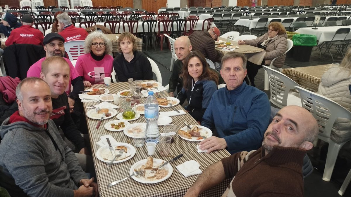 CAMcellera's tweet photo. Caps de setmana plens d’activitat al nostre poble! Diumenge passat amb una nova festa de la matança del porc i avui celebració del Bicentenari del Rec Gros. Felicitats a la Comunitat de Regants del Molí de la Pardina i la Riera d’Osor! https://t.co/xWBOO1eRkX