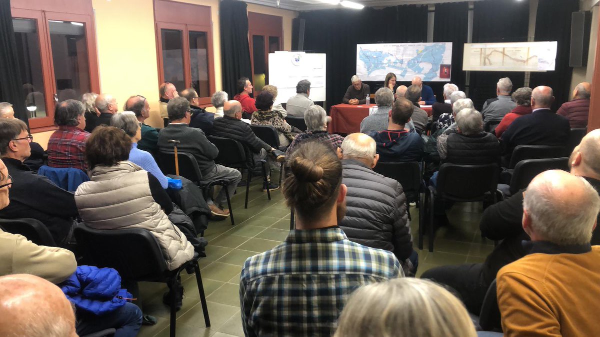 CAMcellera's tweet photo. Caps de setmana plens d’activitat al nostre poble! Diumenge passat amb una nova festa de la matança del porc i avui celebració del Bicentenari del Rec Gros. Felicitats a la Comunitat de Regants del Molí de la Pardina i la Riera d’Osor! https://t.co/xWBOO1eRkX