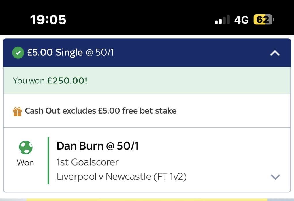 garethjacko12's tweet photo. My mates bet 😂😂👏🏻 https://t.co/knMNfMEkCn
