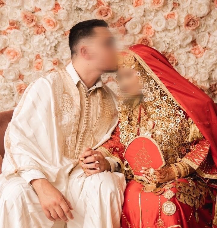 Tunisianesque's tweet image. 🇹🇳✨| Aujourd’hui c’était la journée nationale de l’habit traditionnel, l’occasion de célébrer notre magnifique héritage vestimentaire !

Rappelons-nous toujours que l’amour du pays, c’est aussi dans le vêtement, et que les grandes nations sont celles qui s’assument pleinement.