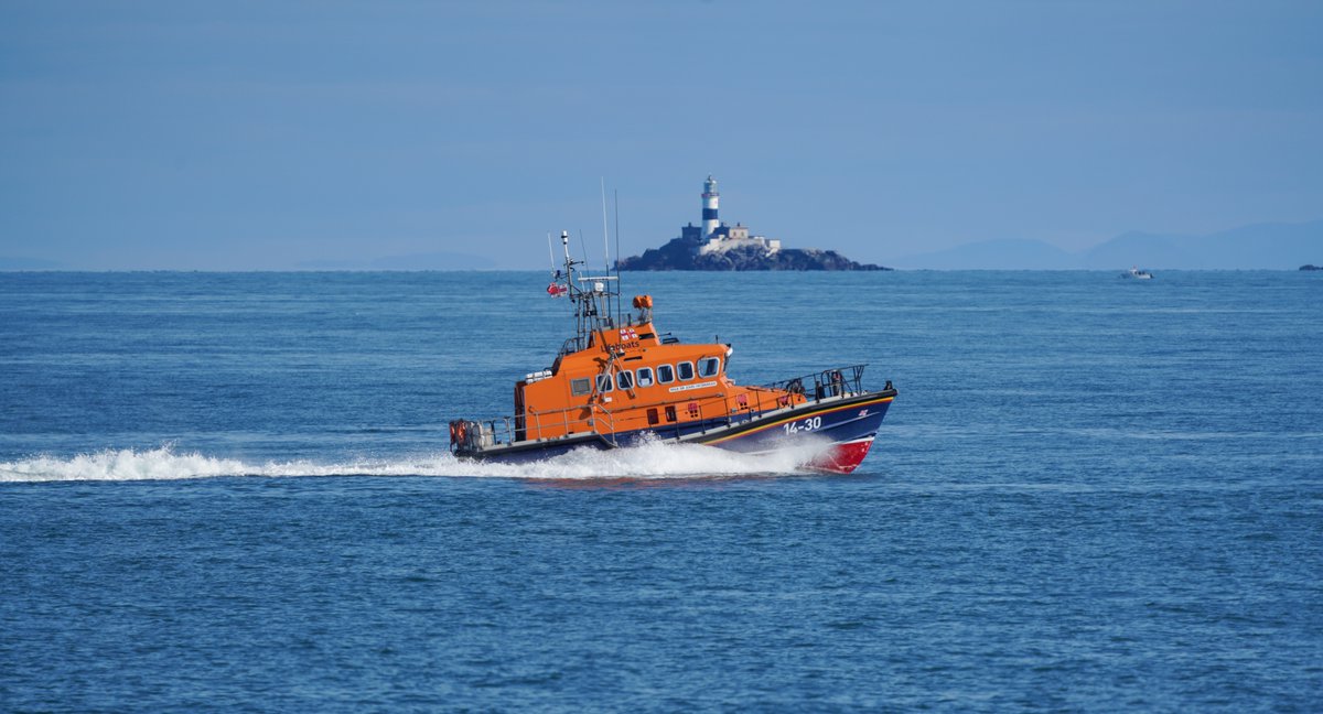 Tartan Eyes tweet media