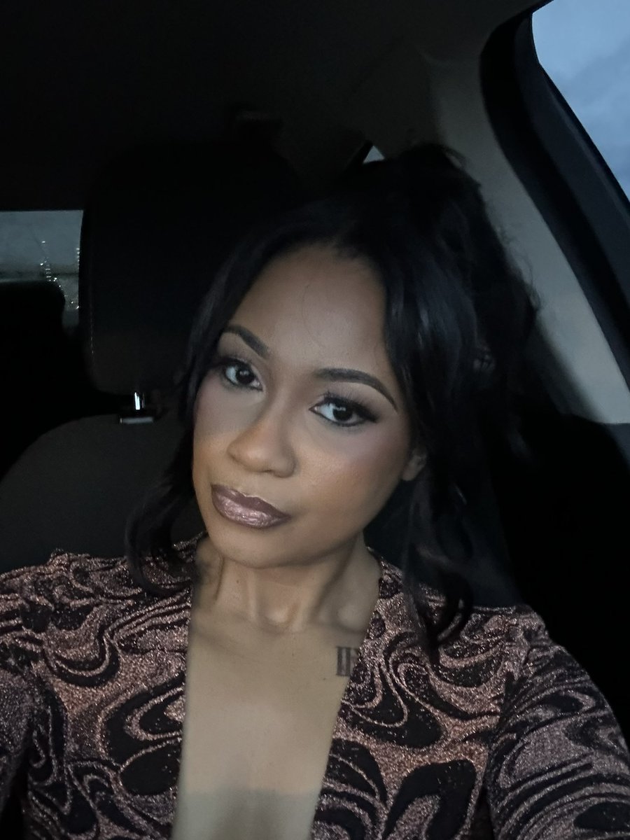 _DaJa__'s tweet photo. 27 🥂♓️ https://t.co/QEMLEcXSaL