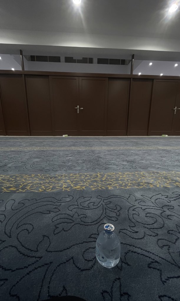 ١٧ | رمـضـان 🌙

اللهُـمّ اجعل لياليـنا المُقبلة مُباركة هانئة قـرّت بها أعيننا بما نتمناه اللهُم اجعل لـنا نصيب من جـبرك وعوضك وجنتـك اللهُم لا تحرمنا من خـيرك ورحمتك الواسعة 🤍