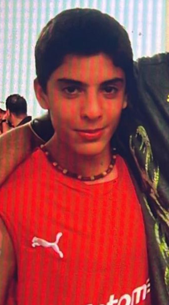 mnaftal36's tweet photo. @gastonedul Dos tweets y ni una mención al árbitro mini Esteban? Hace poco estabas alterado por un lateral. Quizá molesta porque la última vez que festejaste estabas en salita de dos! https://t.co/7ugPzmziK0