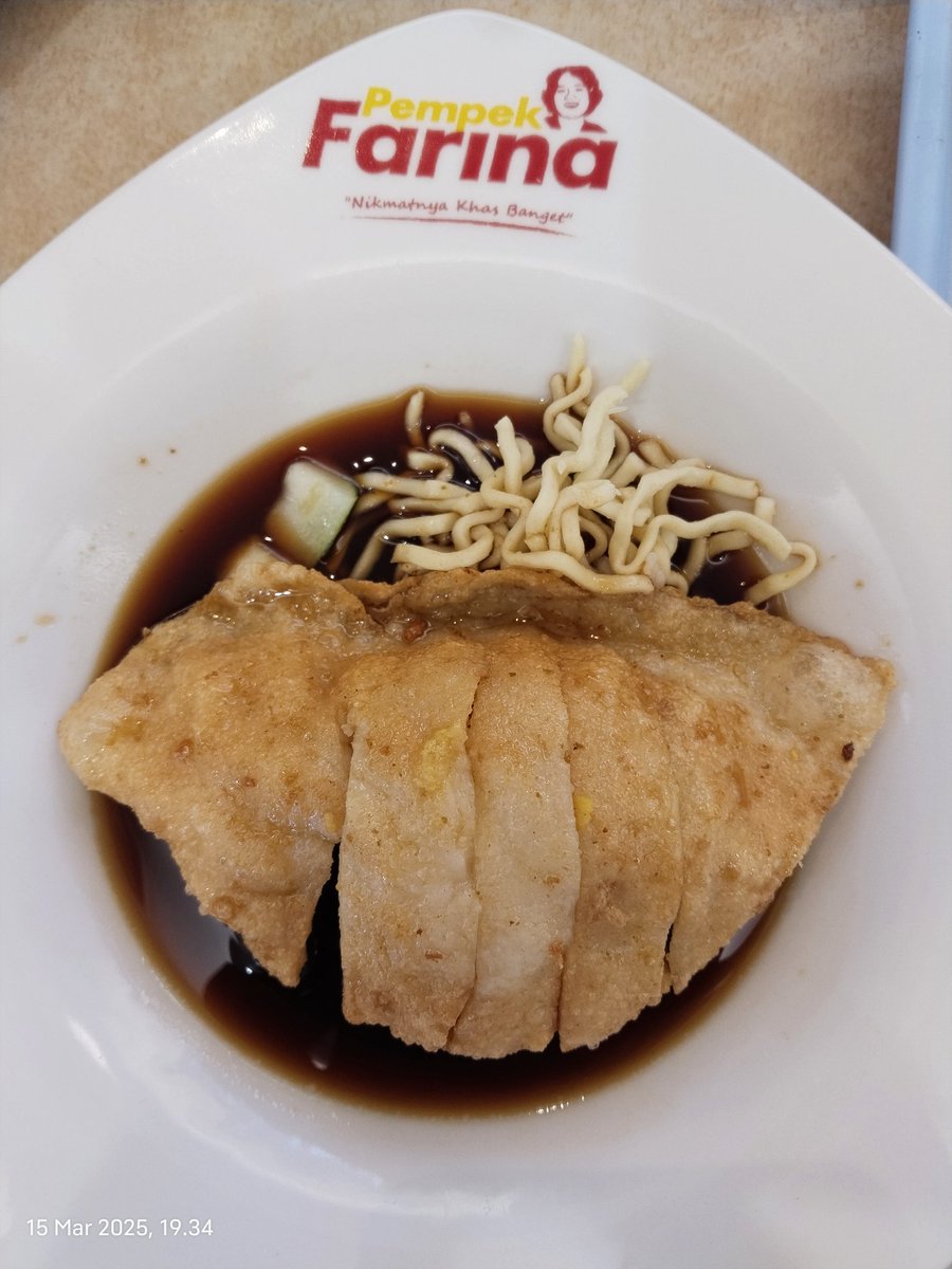 SLlapoe's tweet photo. @FOODFESS2 Makanan yg gapernah bosen https://t.co/nHZ9VpQLls