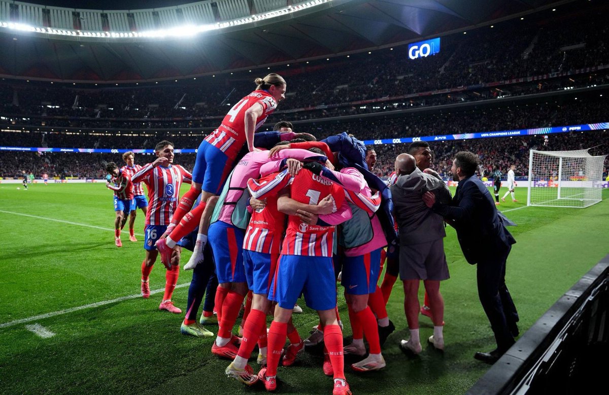 Together, more than ever. Two weeks of rest and then ESPANYOL. ❤️🤍