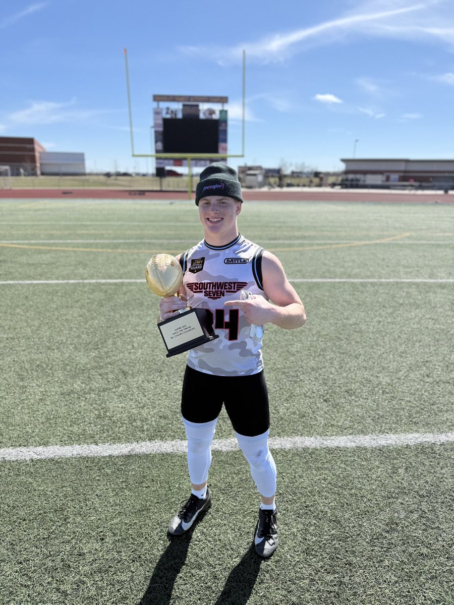 JacksonLT0's tweet image. Great day for @Southwest7v7 
Won the 18u championship in style