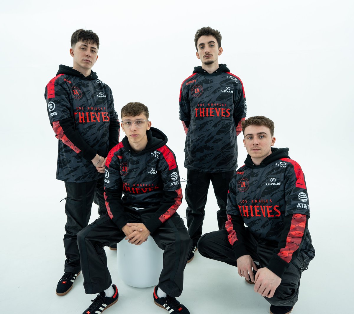 100Thieves's tweet image. 100T Rivals 🤝 LA Thieves

Taking over the world right now.